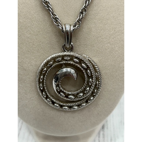 Trifari Spiral Swirl Wave Rope Design Statement Pendant Silver Tone Necklace 20" - Picture 2 of 10